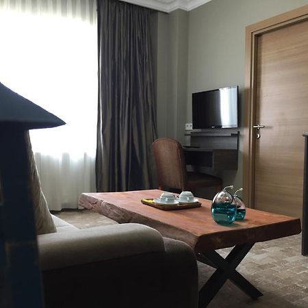Grand Park Hotel Corlu City Center Bed And Breakfast Exterior foto