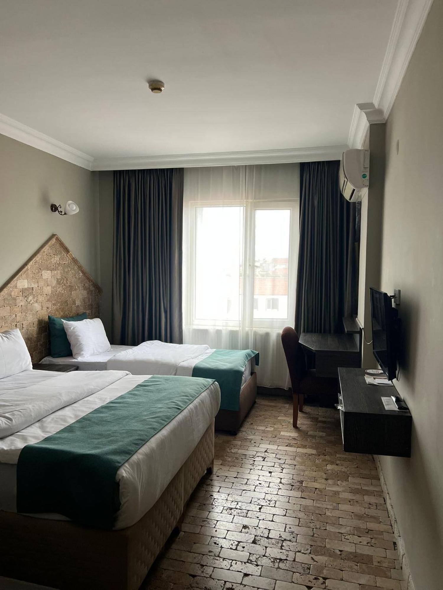 Grand Park Hotel Corlu City Center Bed And Breakfast Exterior foto