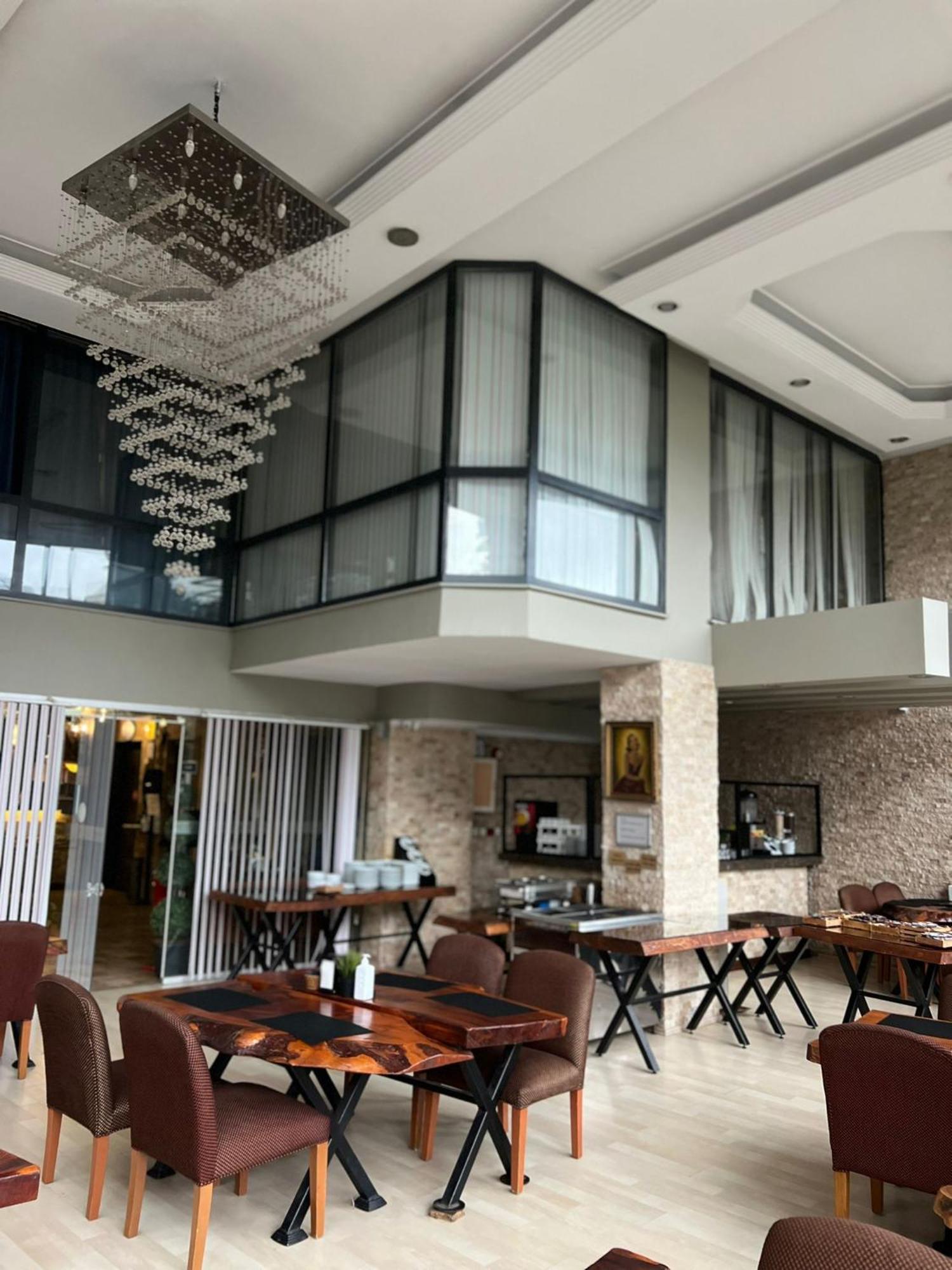 Grand Park Hotel Corlu City Center Bed And Breakfast Exterior foto